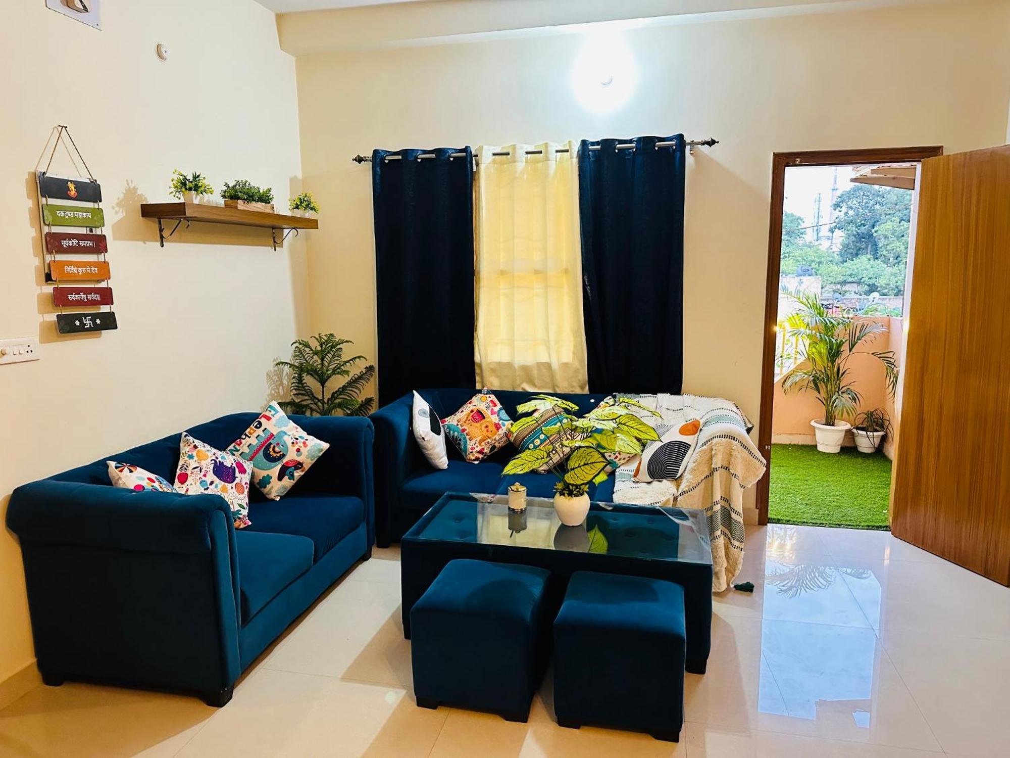 Zoomstay - 3Bhk Apartments พาราณสี ภายนอก รูปภาพ