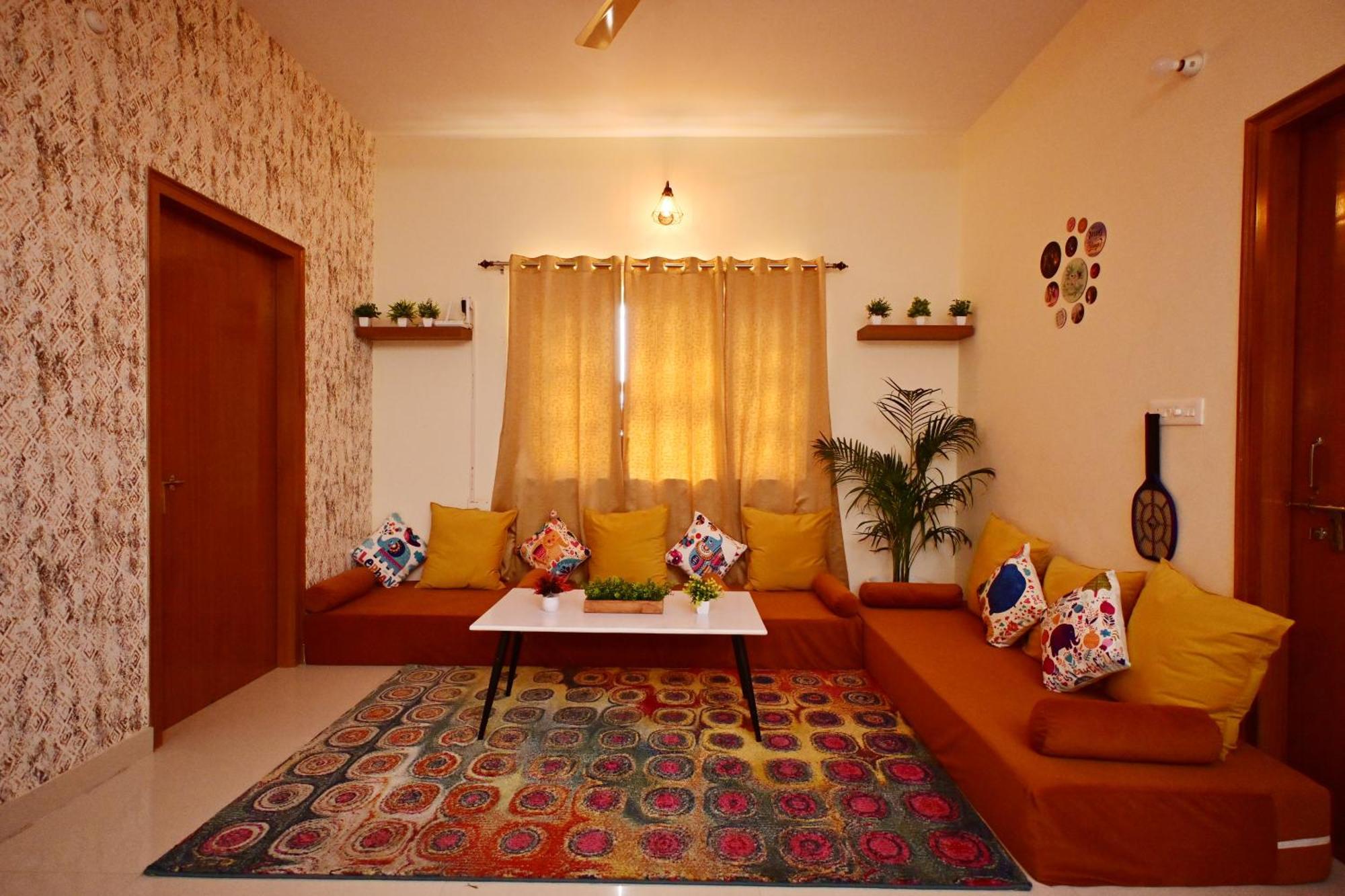 Zoomstay - 3Bhk Apartments พาราณสี ภายนอก รูปภาพ